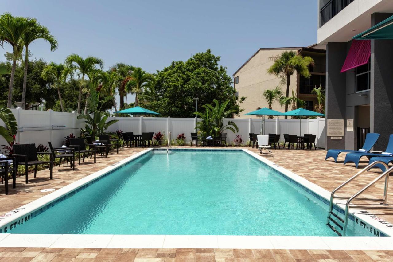 Hampton Inn Dunedin, Fl Luaran gambar